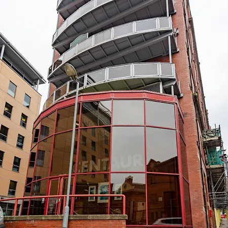Central Loft With Free Parking